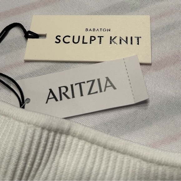 Aritzia Babaton sculpt knit square neck ribbed size XS NWT - Picture 3 of 4